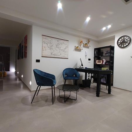 Don Turi - Charming Room Giardini Naxos Ngoại thất bức ảnh