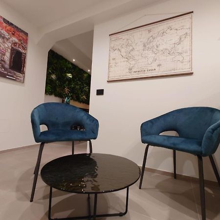 Don Turi - Charming Room Giardini Naxos Ngoại thất bức ảnh