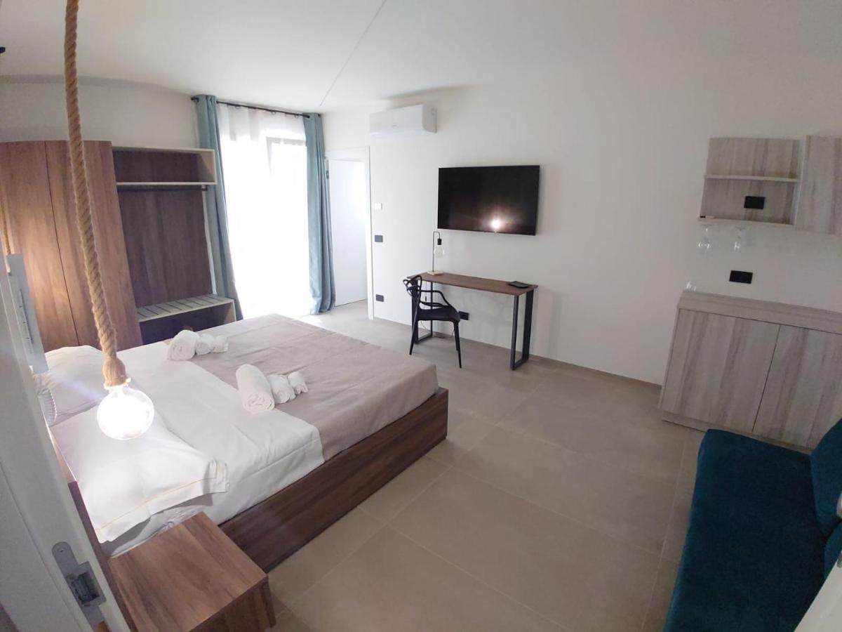 Don Turi - Charming Room Giardini Naxos Ngoại thất bức ảnh